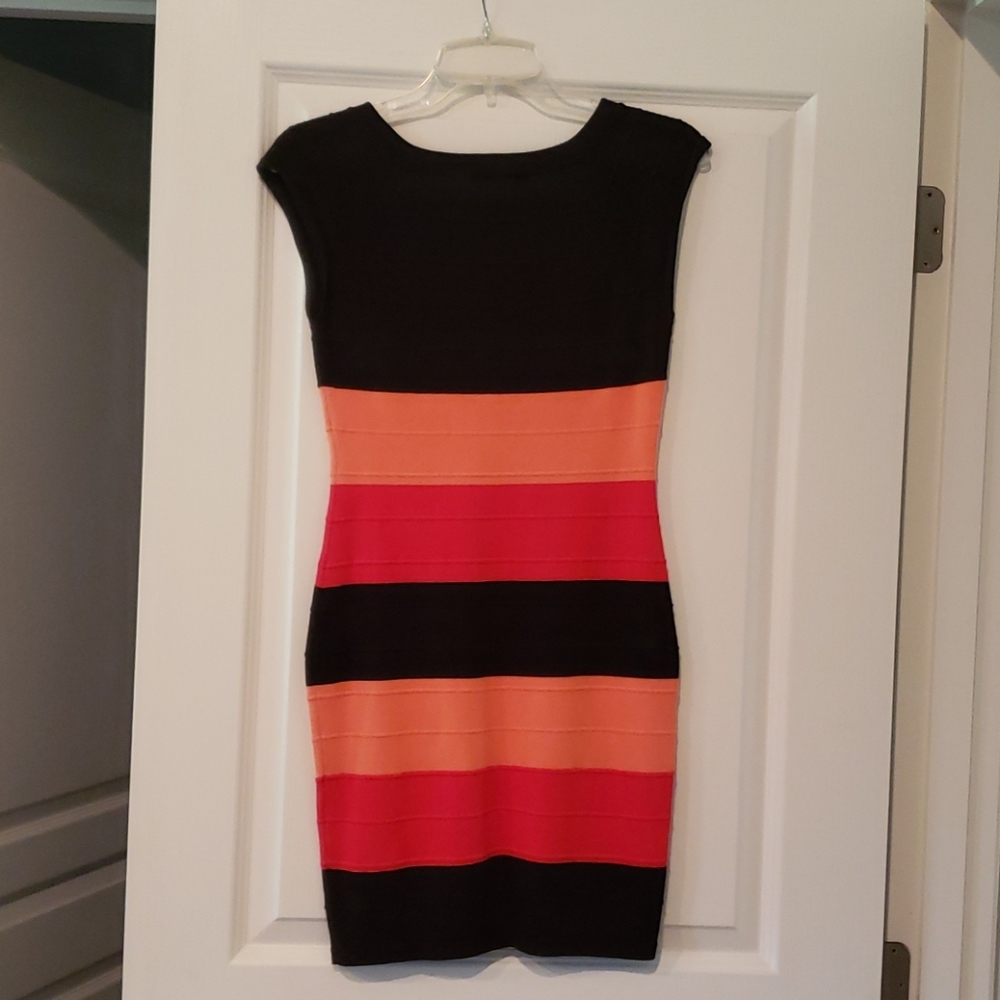 Dating dres - Picture 2 of 5